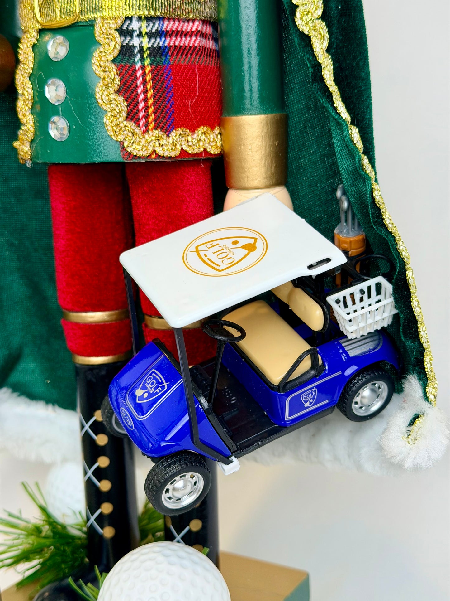 The Scottish Date Golfer - Small Nutcracker