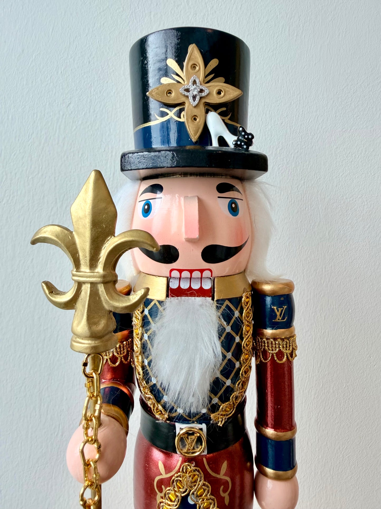 The LoVe - Small Nutcracker