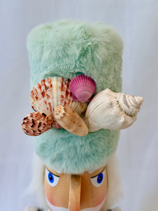 The Woodsy Shell Princess - Small Nutcracker
