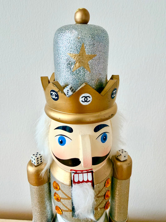 The Mahjong Knight Silver – Small Nutcracker