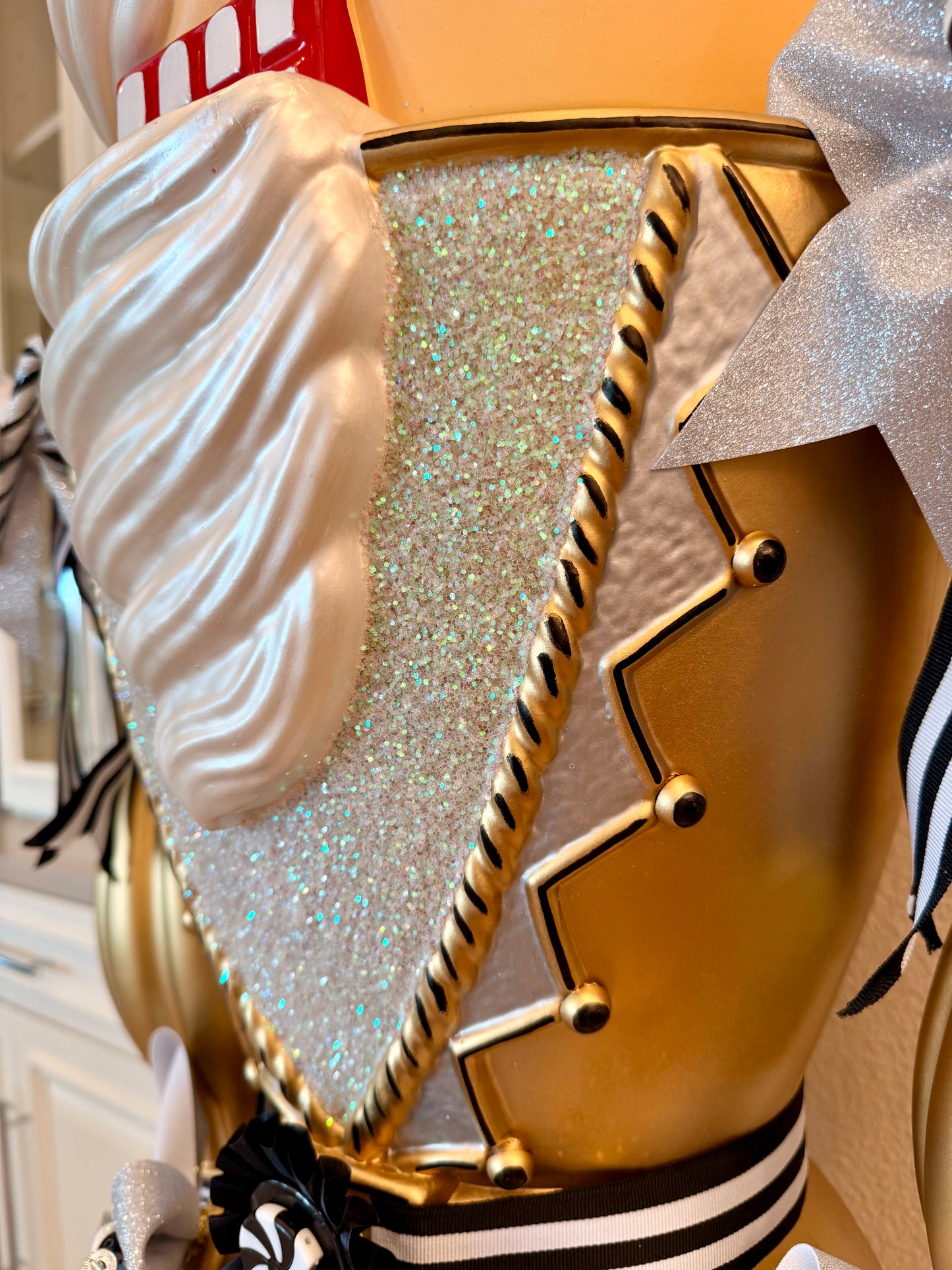Sir Eat Or Not To Eat - Life-Size Nutcracker