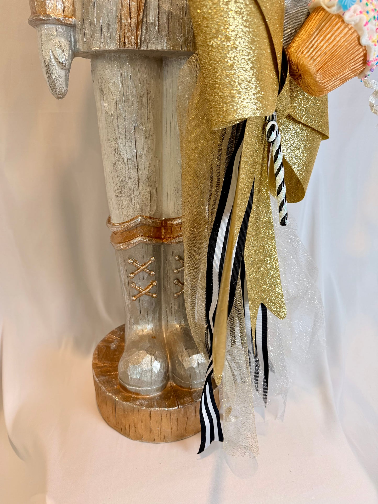 The Sir Candyman - 4 Feet Tall Medium Nutcracker