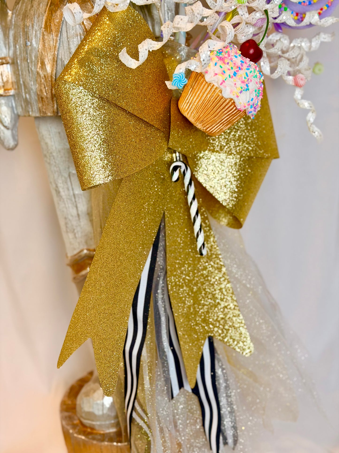 The Sir Candyman - 4 Feet Tall Medium Nutcracker