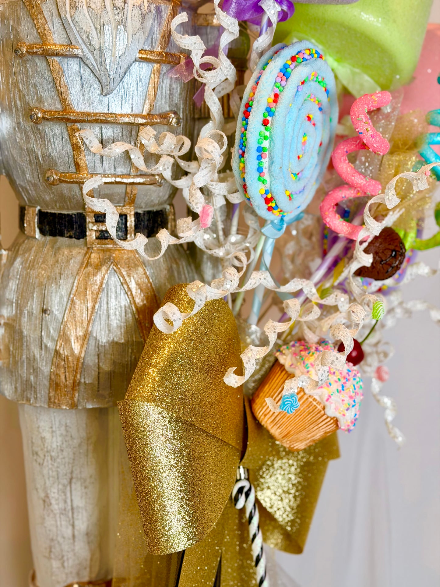 The Sir Candyman - 4 Feet Tall Medium Nutcracker