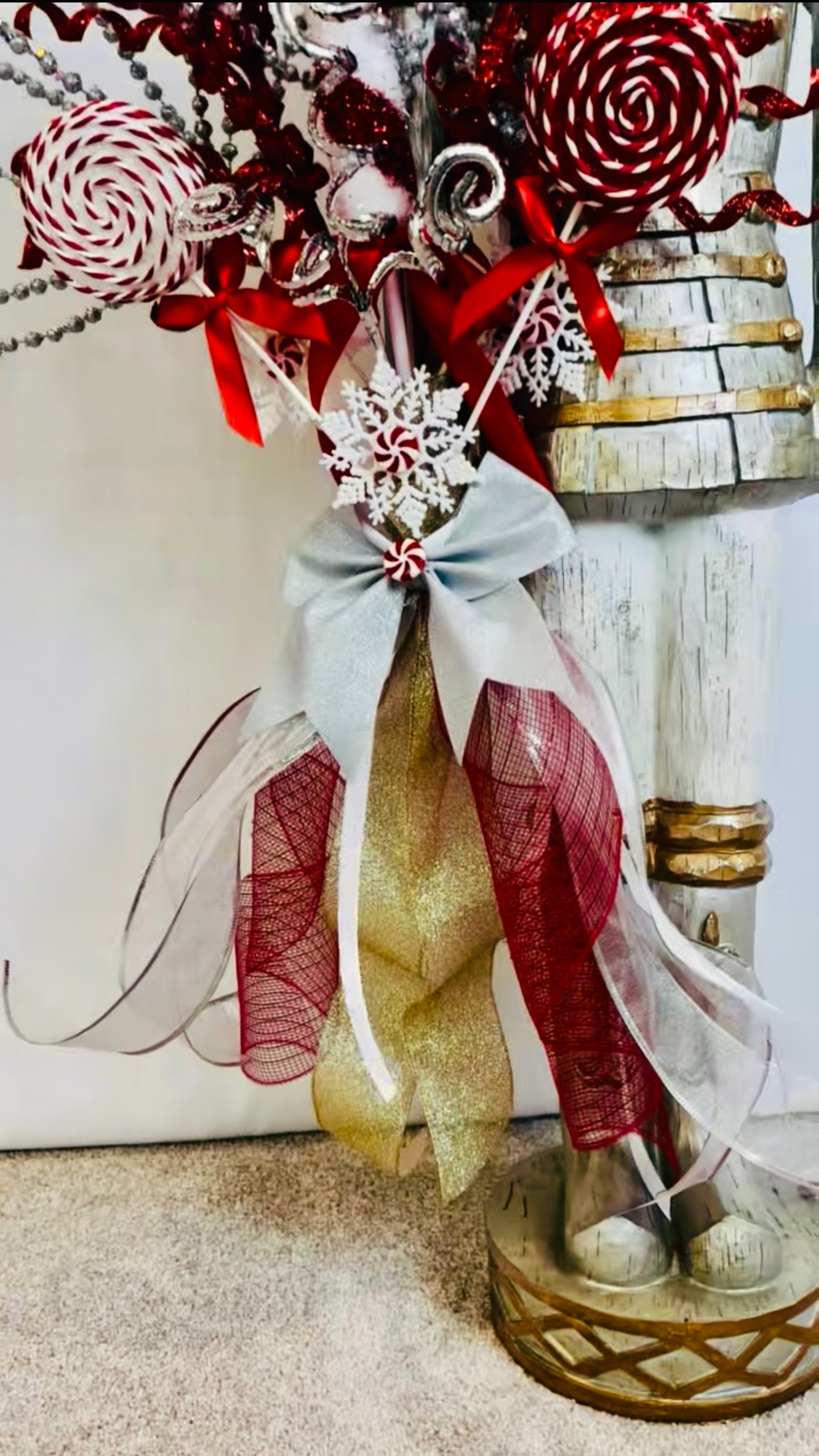 The Sir Peppermint - 4 Feet Tall Medium Nutcracker