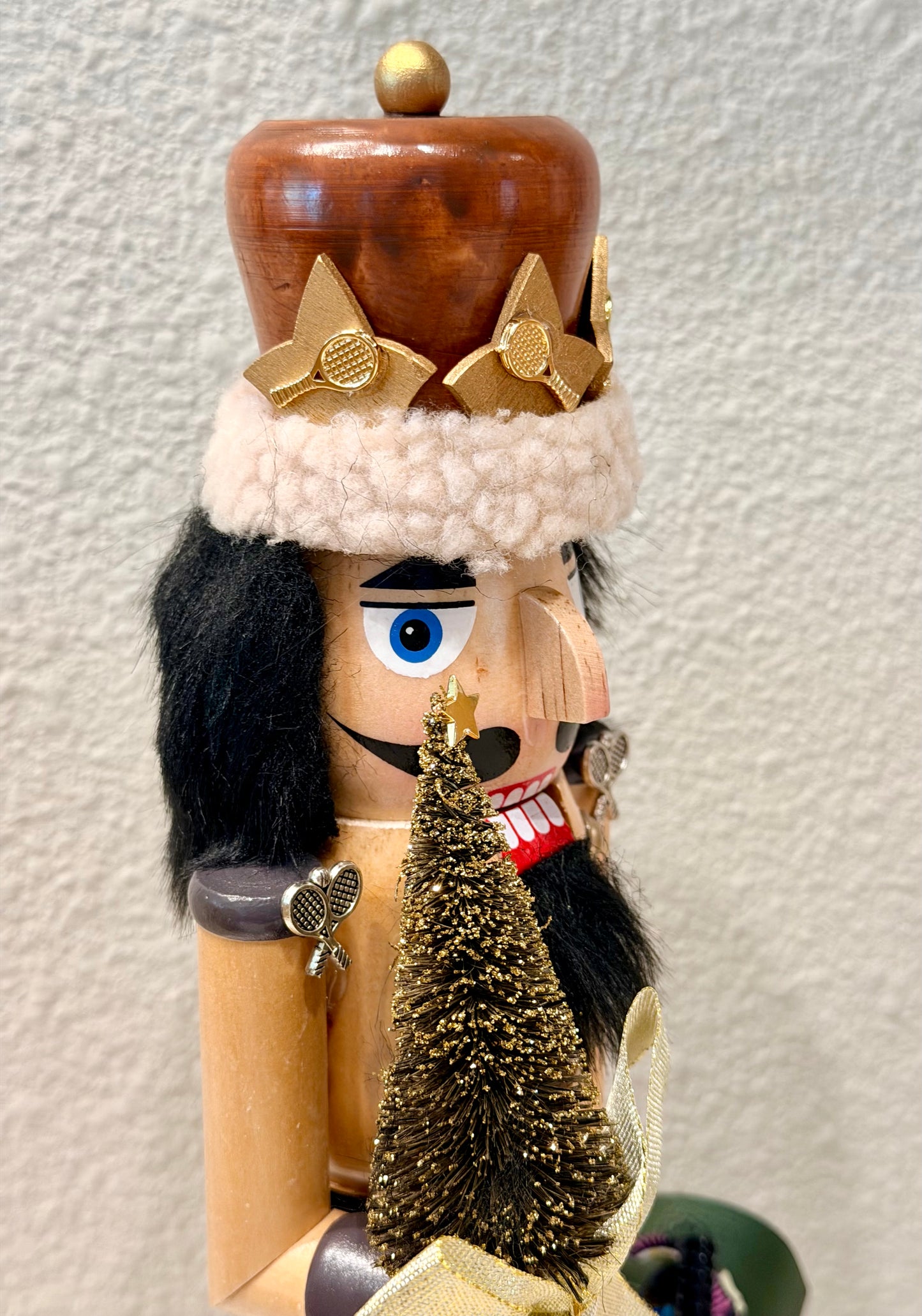 Woodsman Tennis Nutcracker - Small Nutcracker