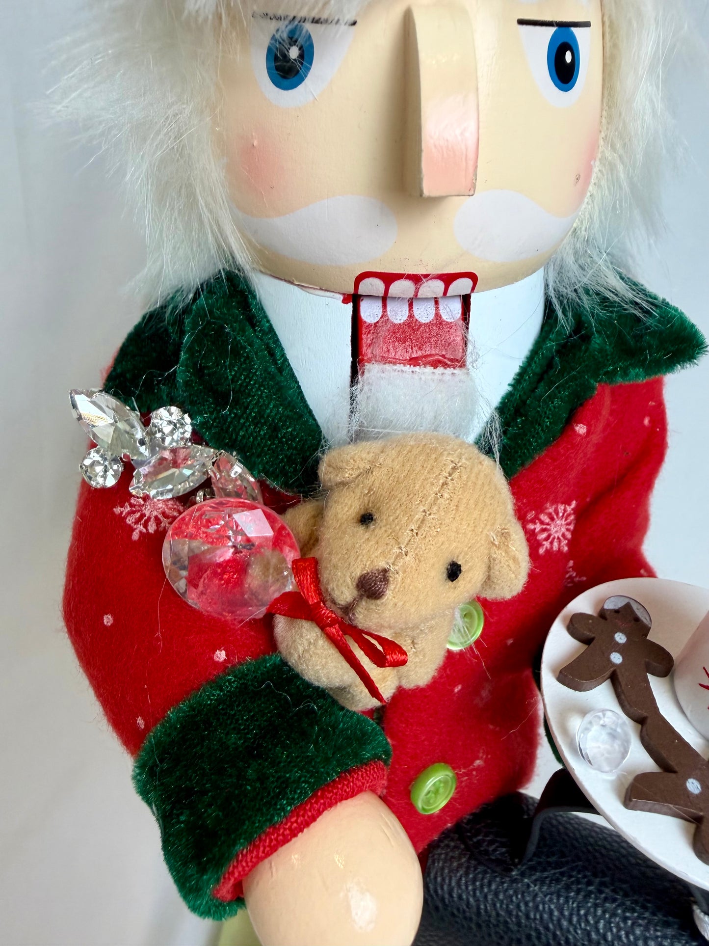 The Diamond T Santa I - Small Nutcracker