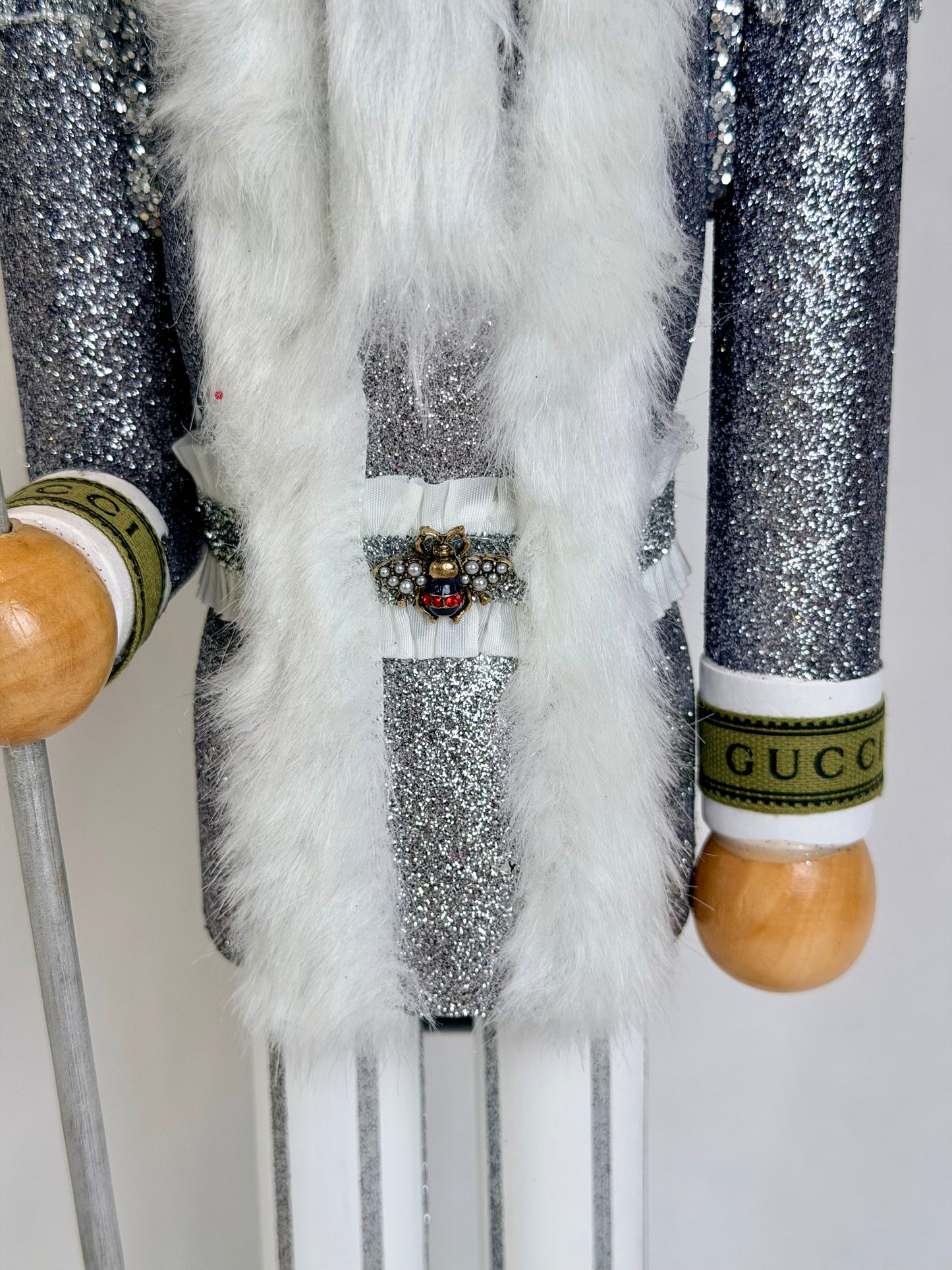 The G Bee King - Small Nutcracker
