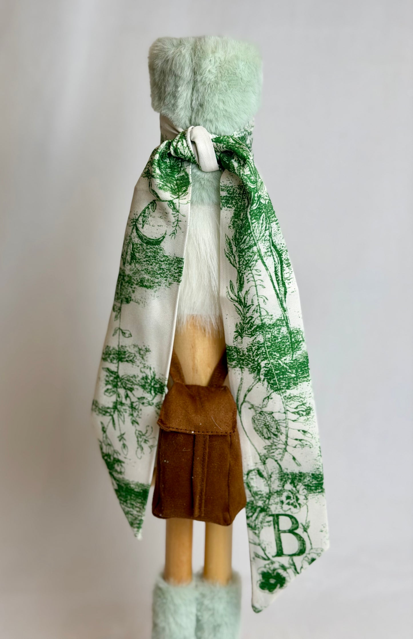 The Fashionable Hippie Woodsman - Small Nutcracker