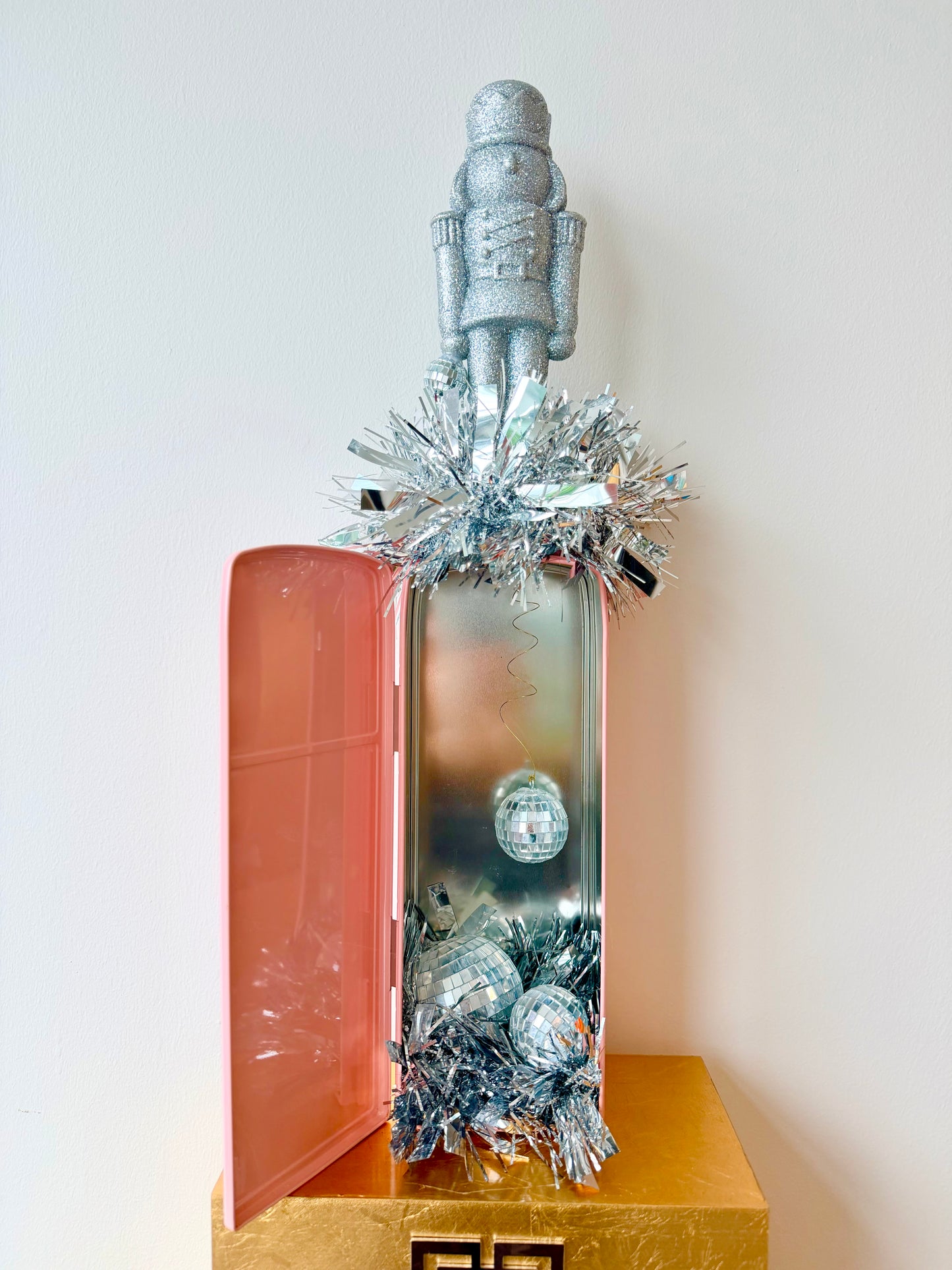 The Bubbly VC - Small Nutcracker