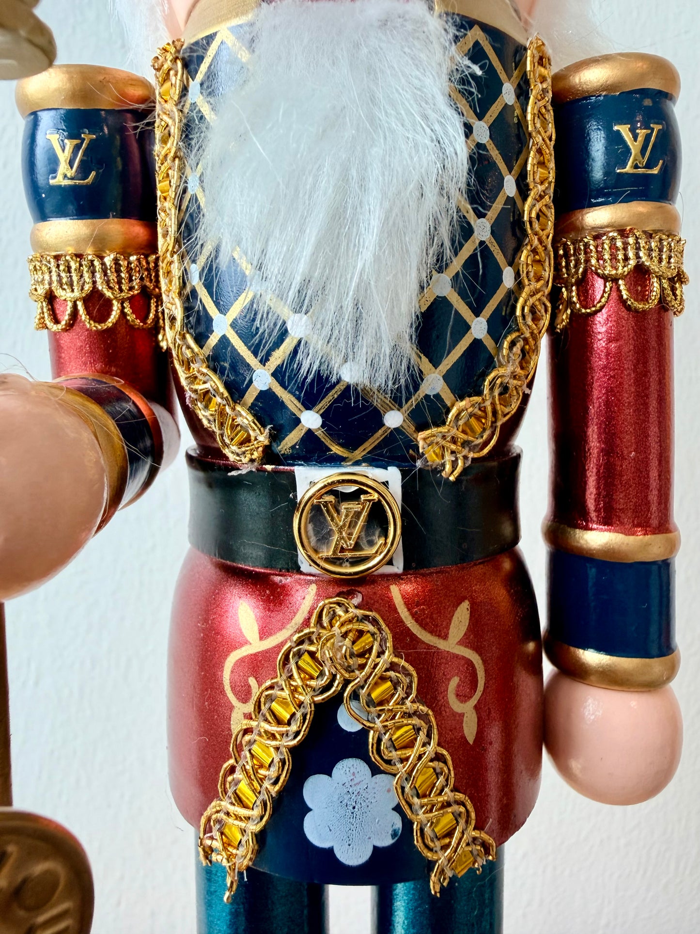 The LoVe - Small Nutcracker