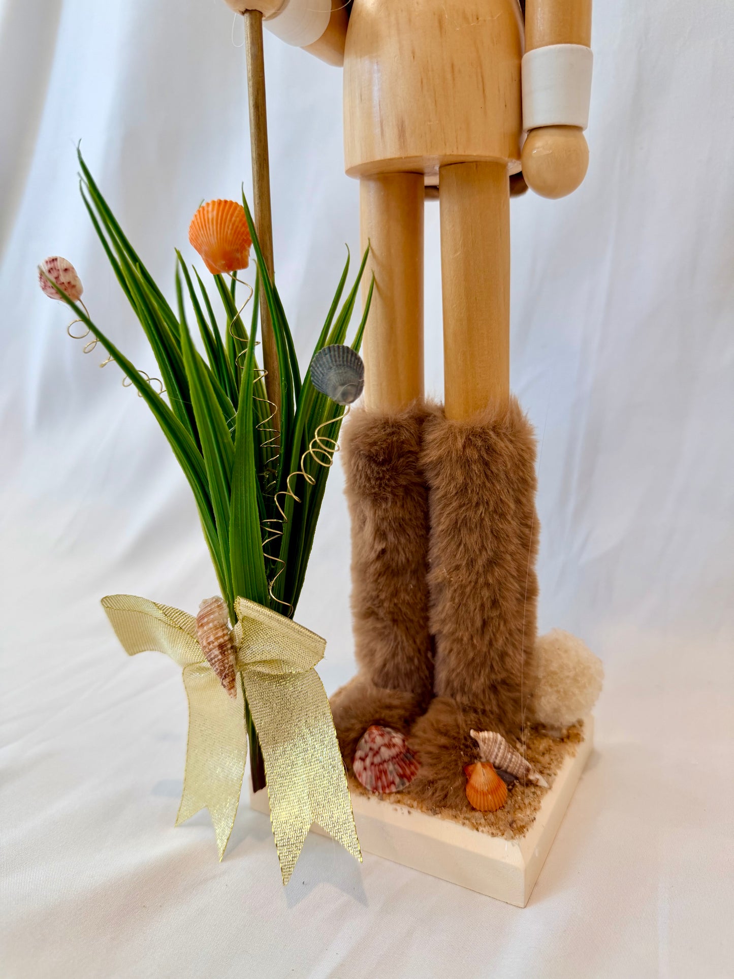 The King of the Sea & Land - Small Nutcracker