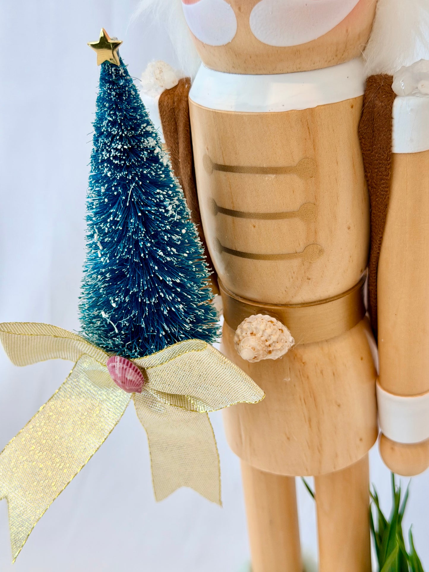 The Woodsy Shell Princess - Small Nutcracker