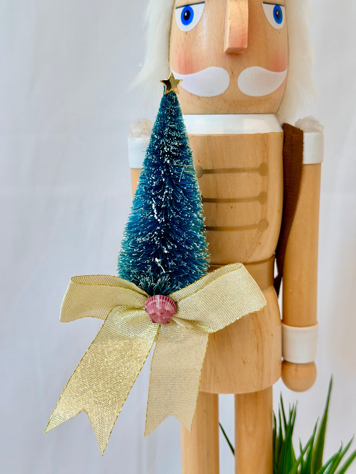 The Woodsy Shell Princess - Small Nutcracker