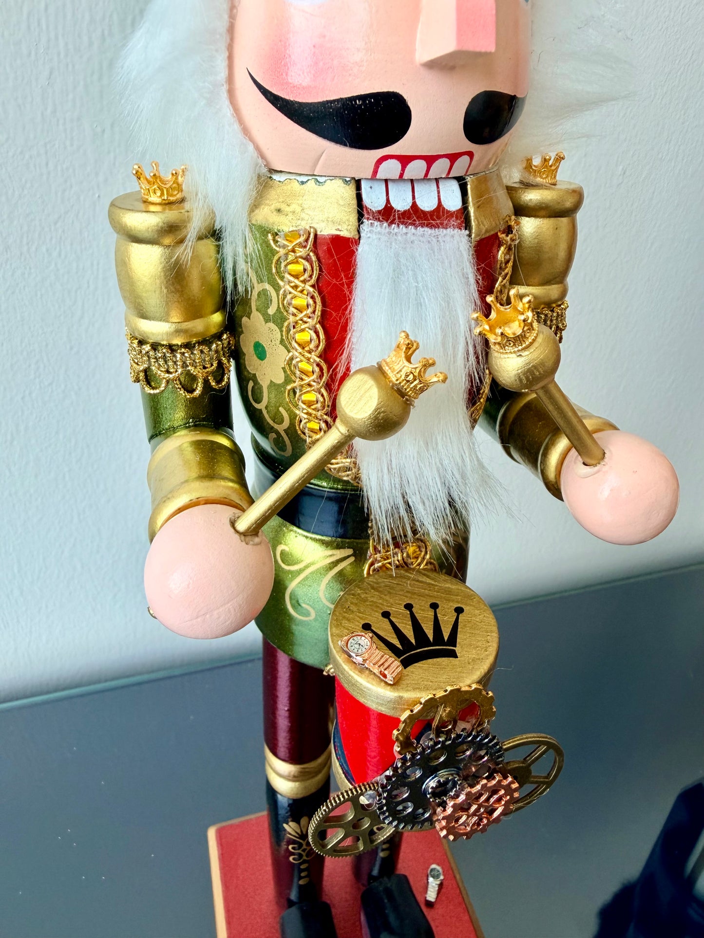 The Sir Time 2 - Small Nutcracker