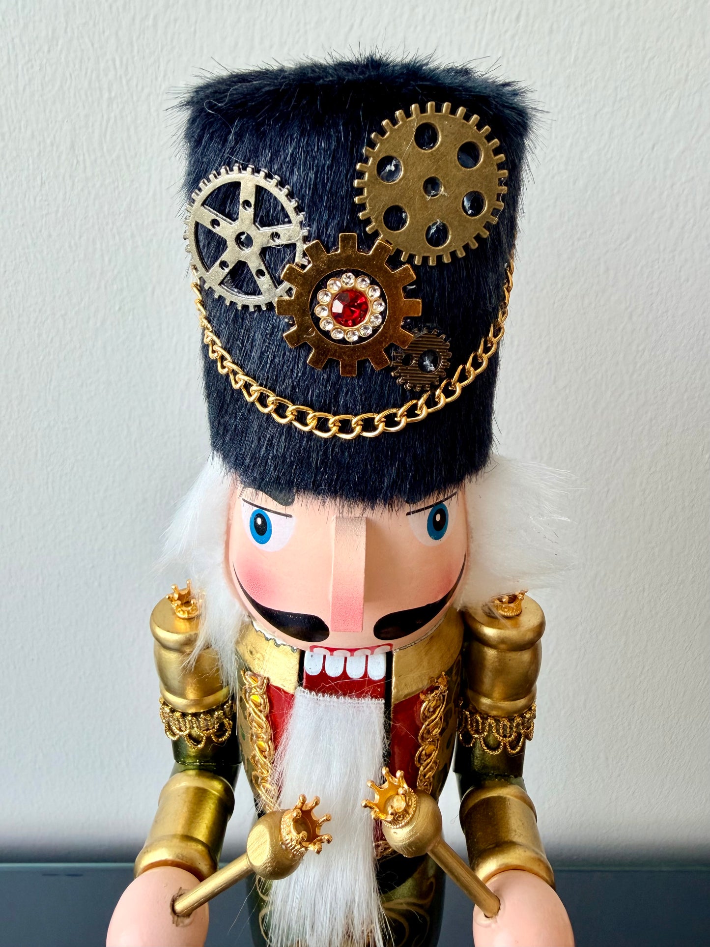 The Sir Time 2 - Small Nutcracker
