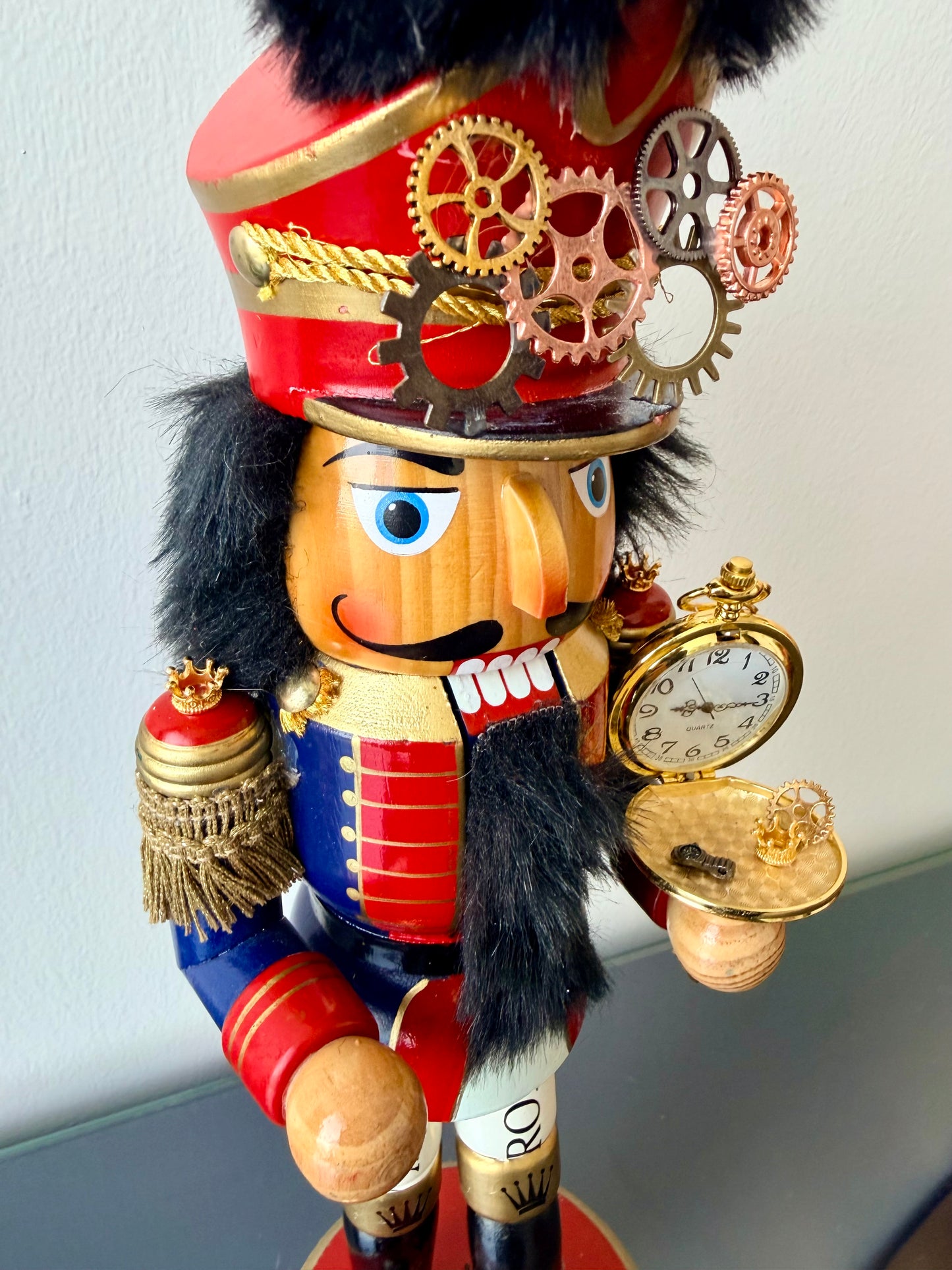 The Sir Time 1 - Small Nutcracker