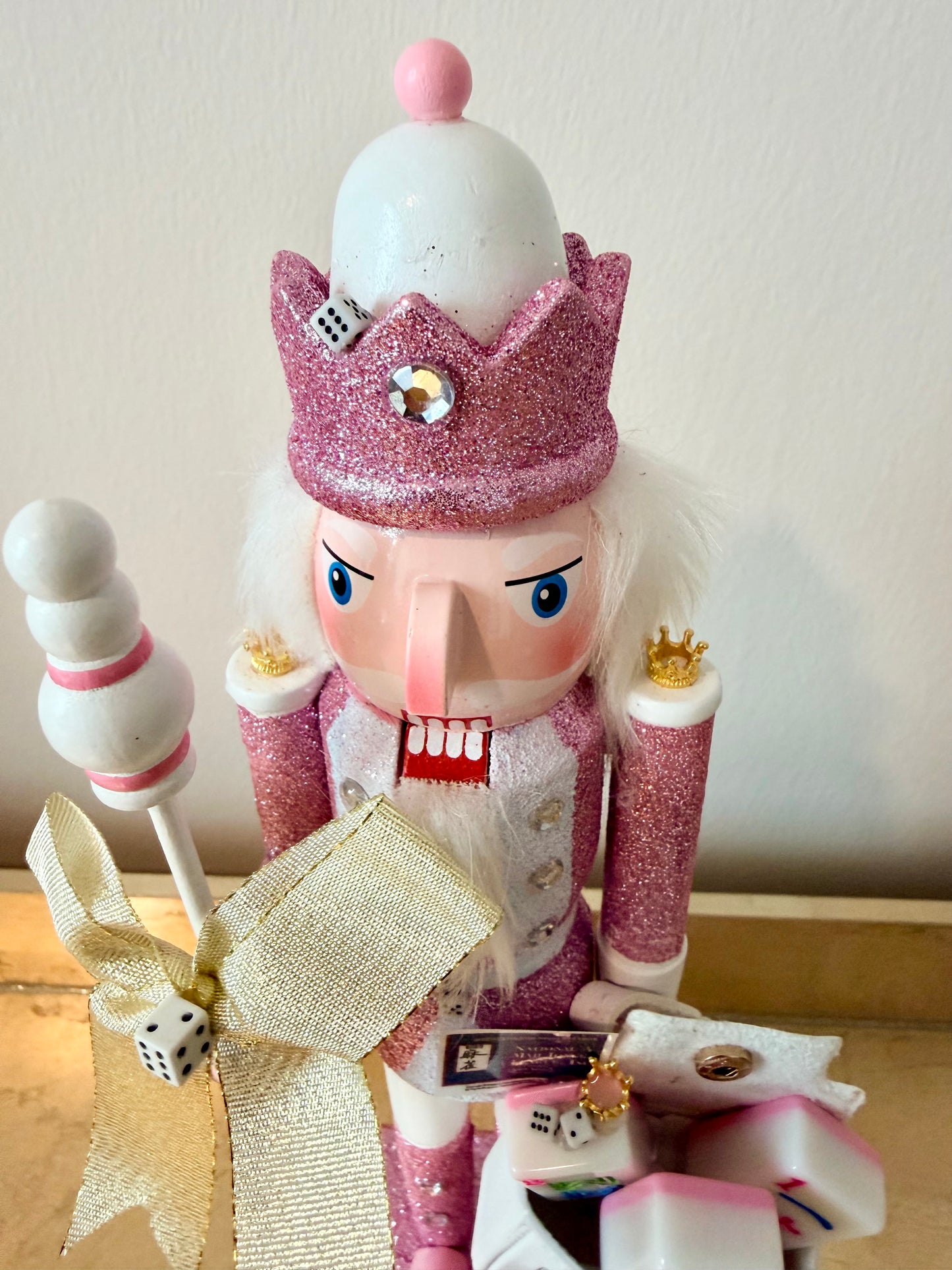 The Mahjong Queen 1 – Mini Nutcracker