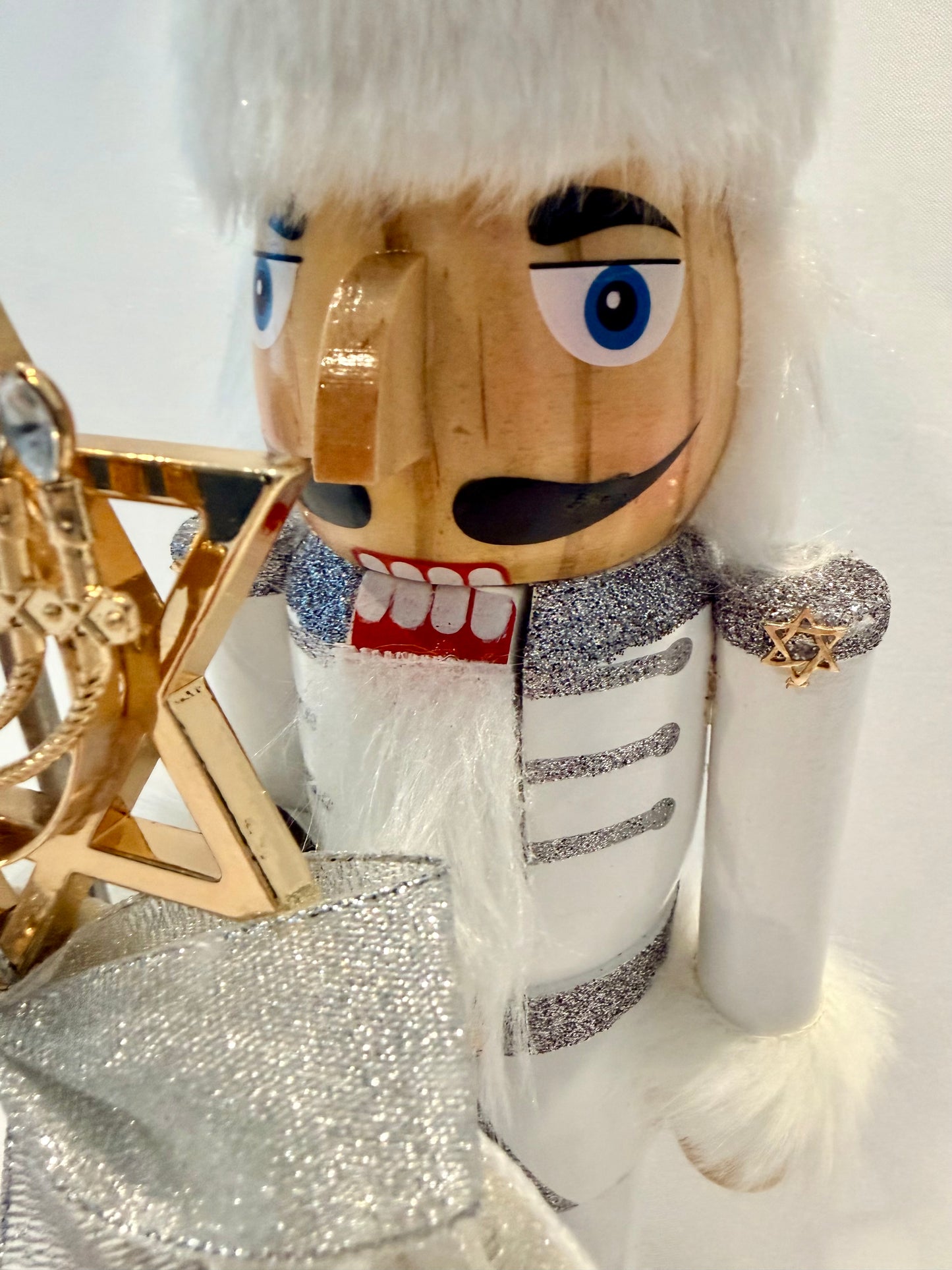 The Maccabee Sir IV - Small Nutcracker